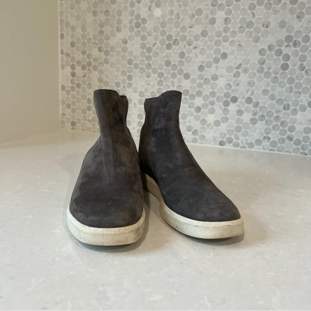 Vince Ilona High Top Sneaker - Picture 6 of 7